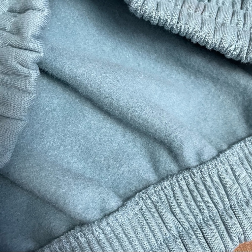 NWT New Zara Cropped Baby Blue Sleeveless Sweatshirt Size M - Picture 9 of 11